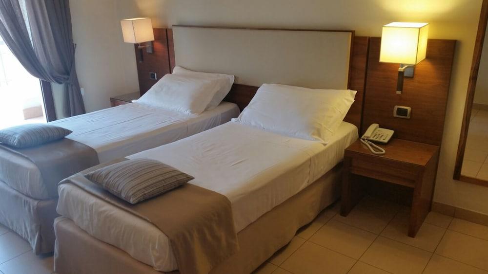 Suites & Residence Hotel Ποτσουόλι Εξωτερικό φωτογραφία